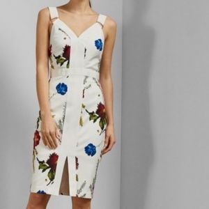 Ted Baker Amylia Bodycon Sheath Dress in Floral Berry Sundae Size 1 or US Size 4